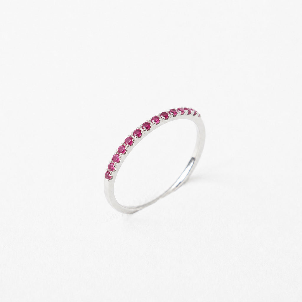 14K Anillo oro blanco rubíes