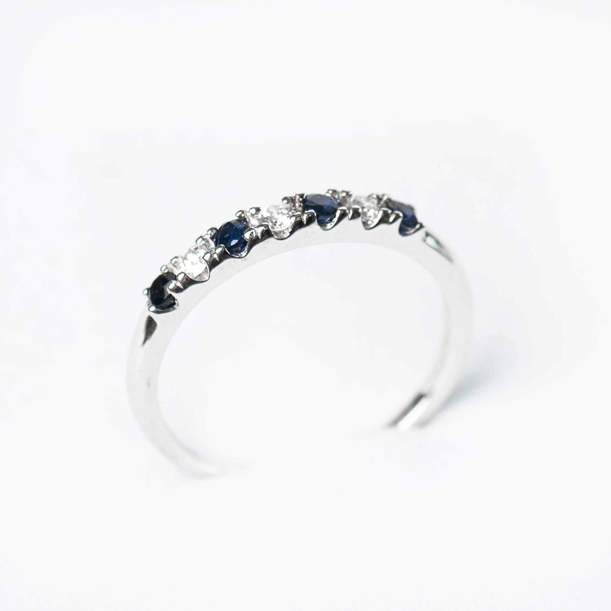 14K anillo oro blanco zafiro diamantes