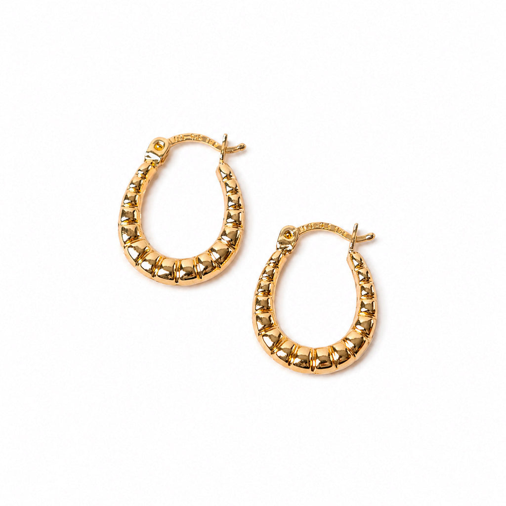 ARRACADAS CHICAS EN ORO AMARILLO DE 14K