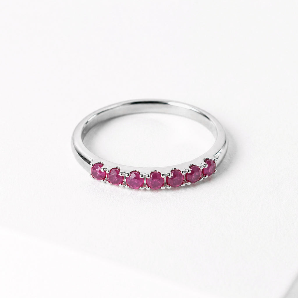 14K Anillo oro blanco rubíes