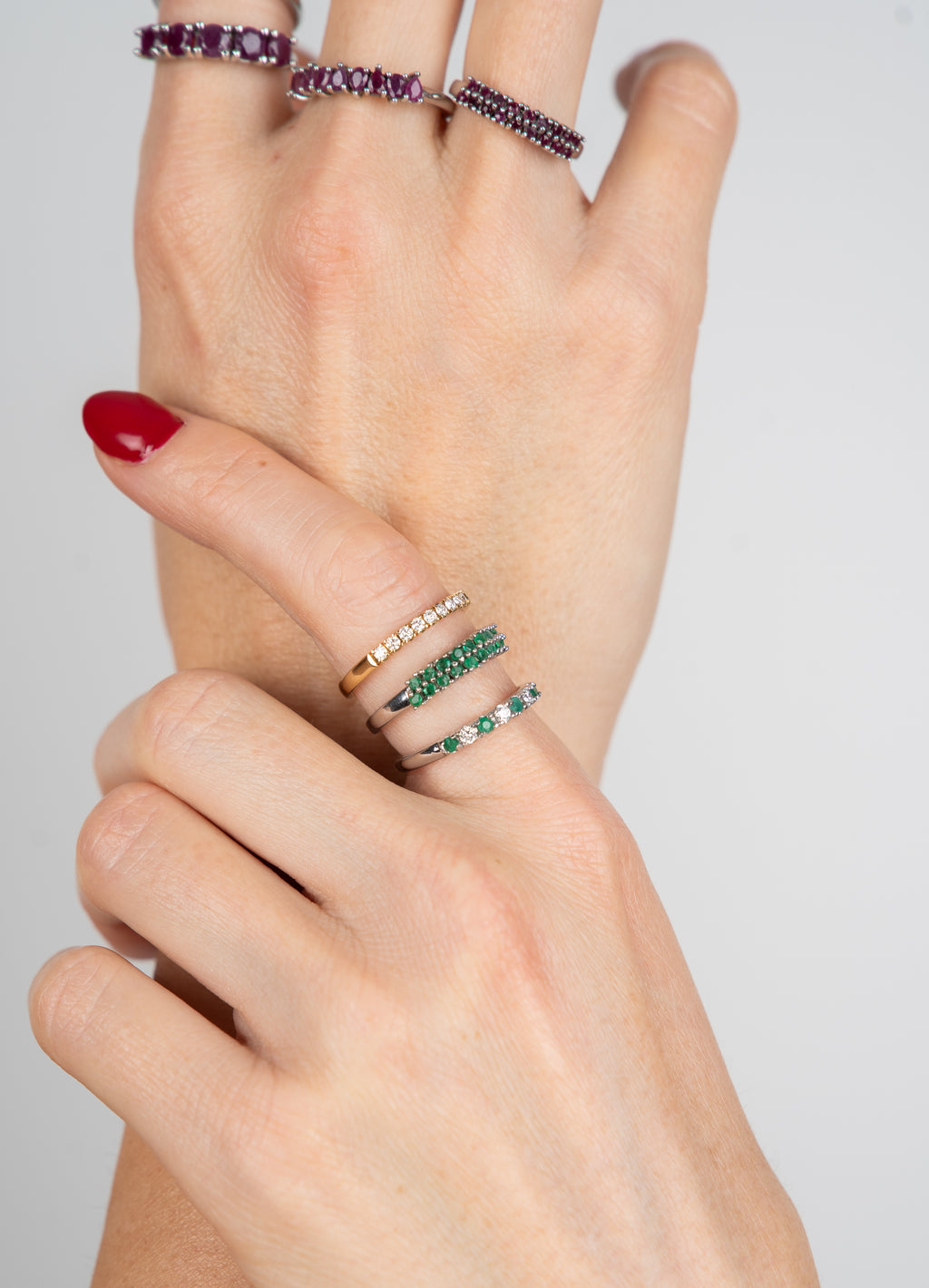 14K Anillo oro blanco esmeraldas