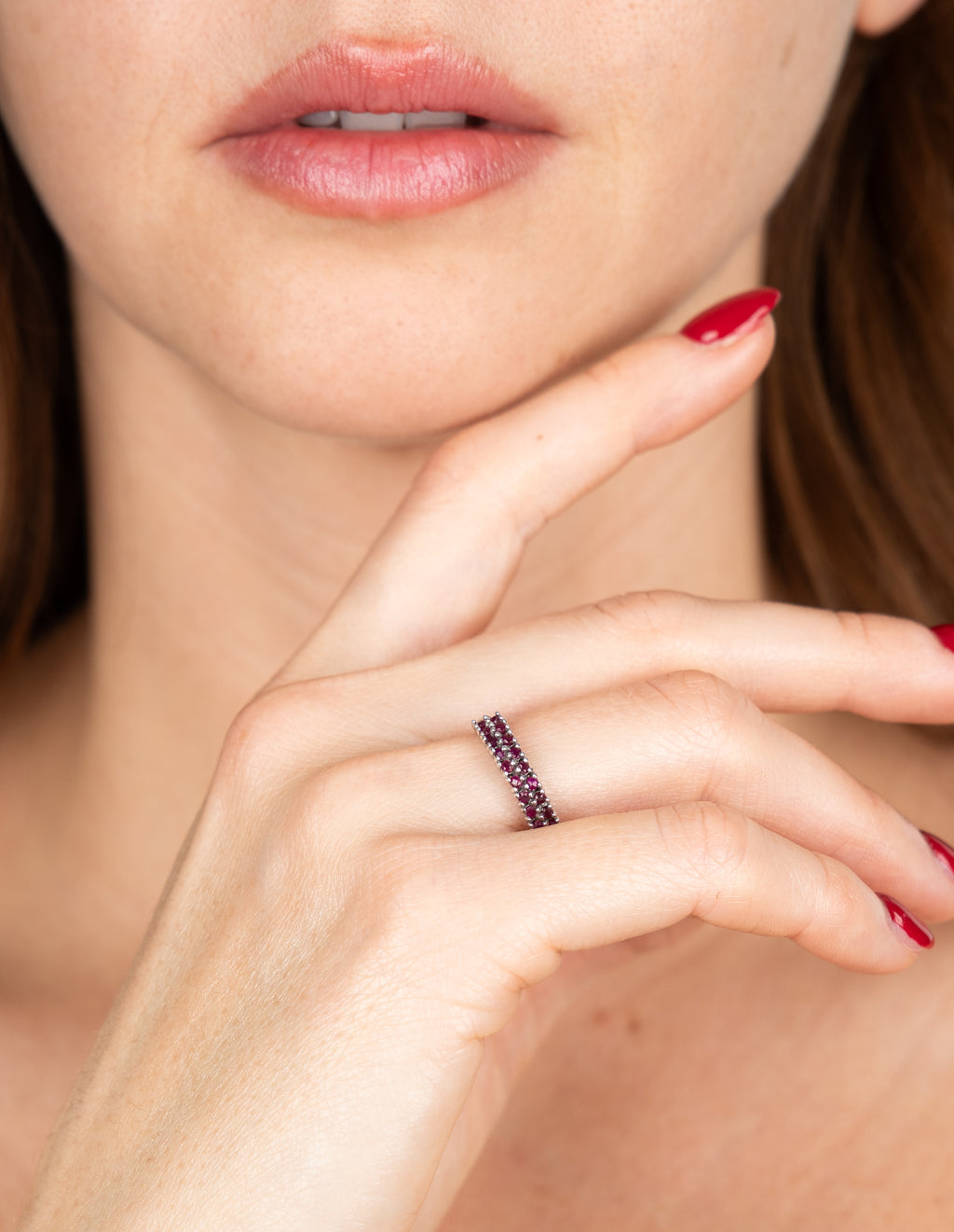 14K Anillo oro blanco rubíes