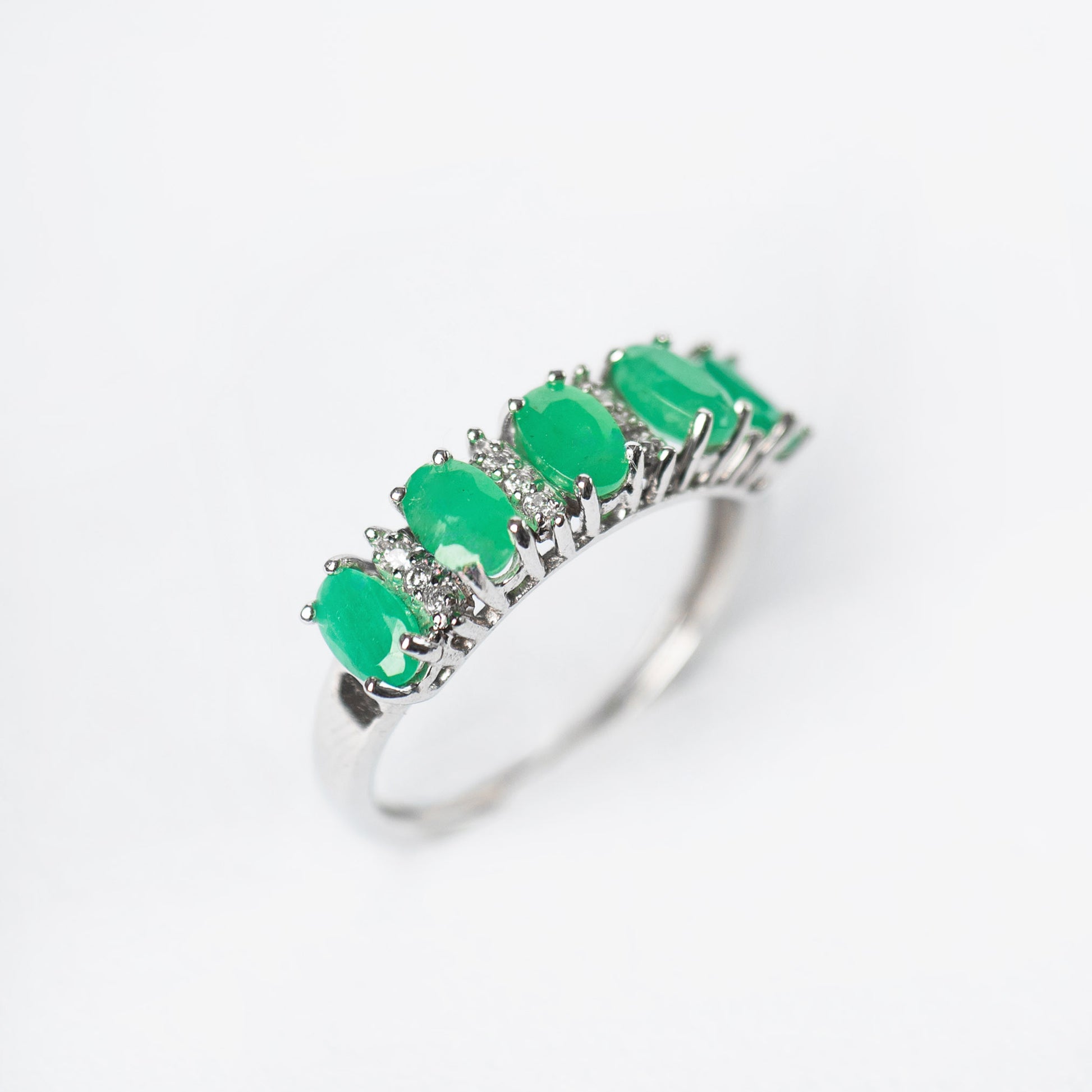 14k anillo esmeraldas diamante oro blanco