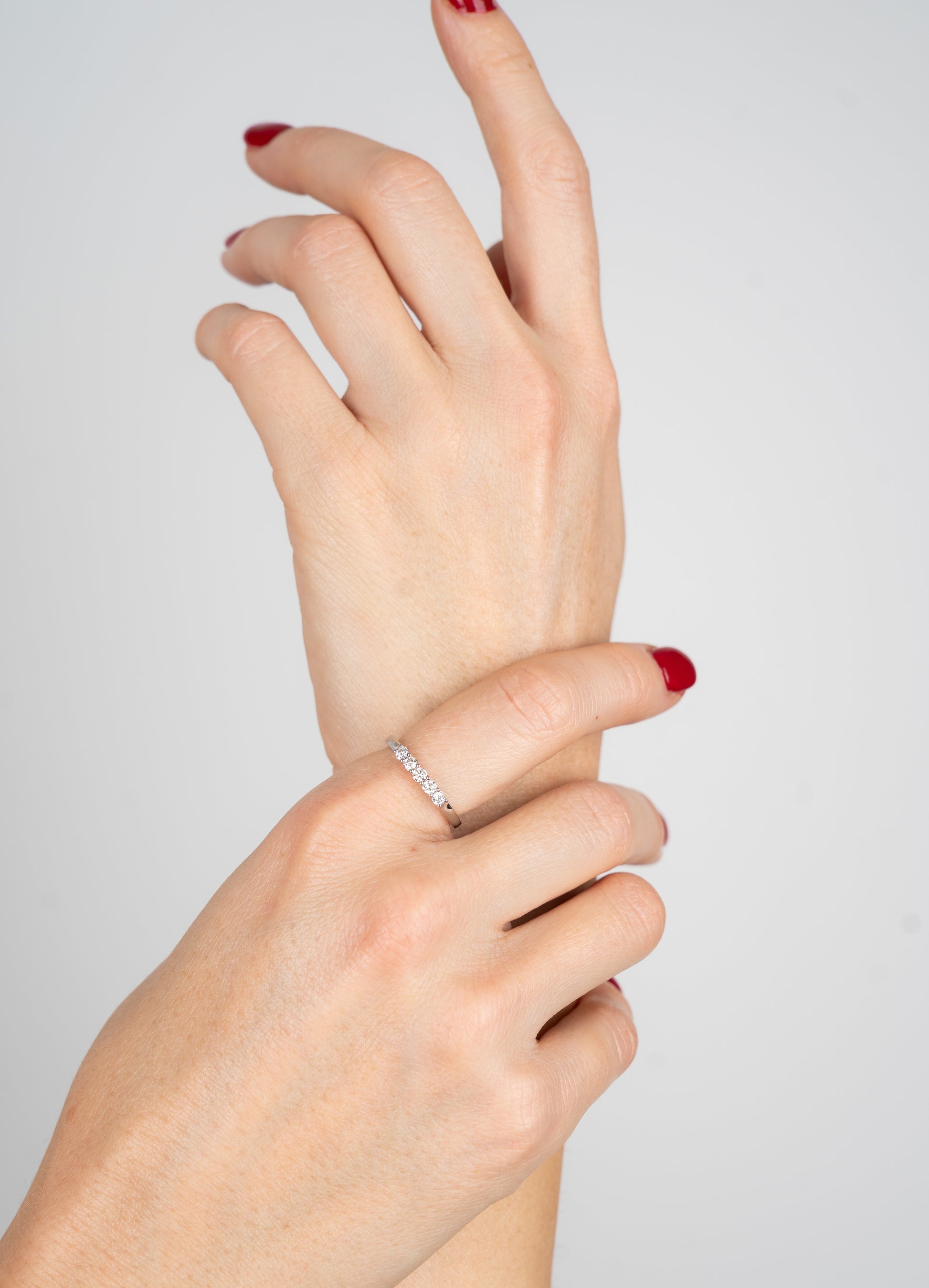 14k Kit pendiente con cadena y anillos de diamantes naturales
