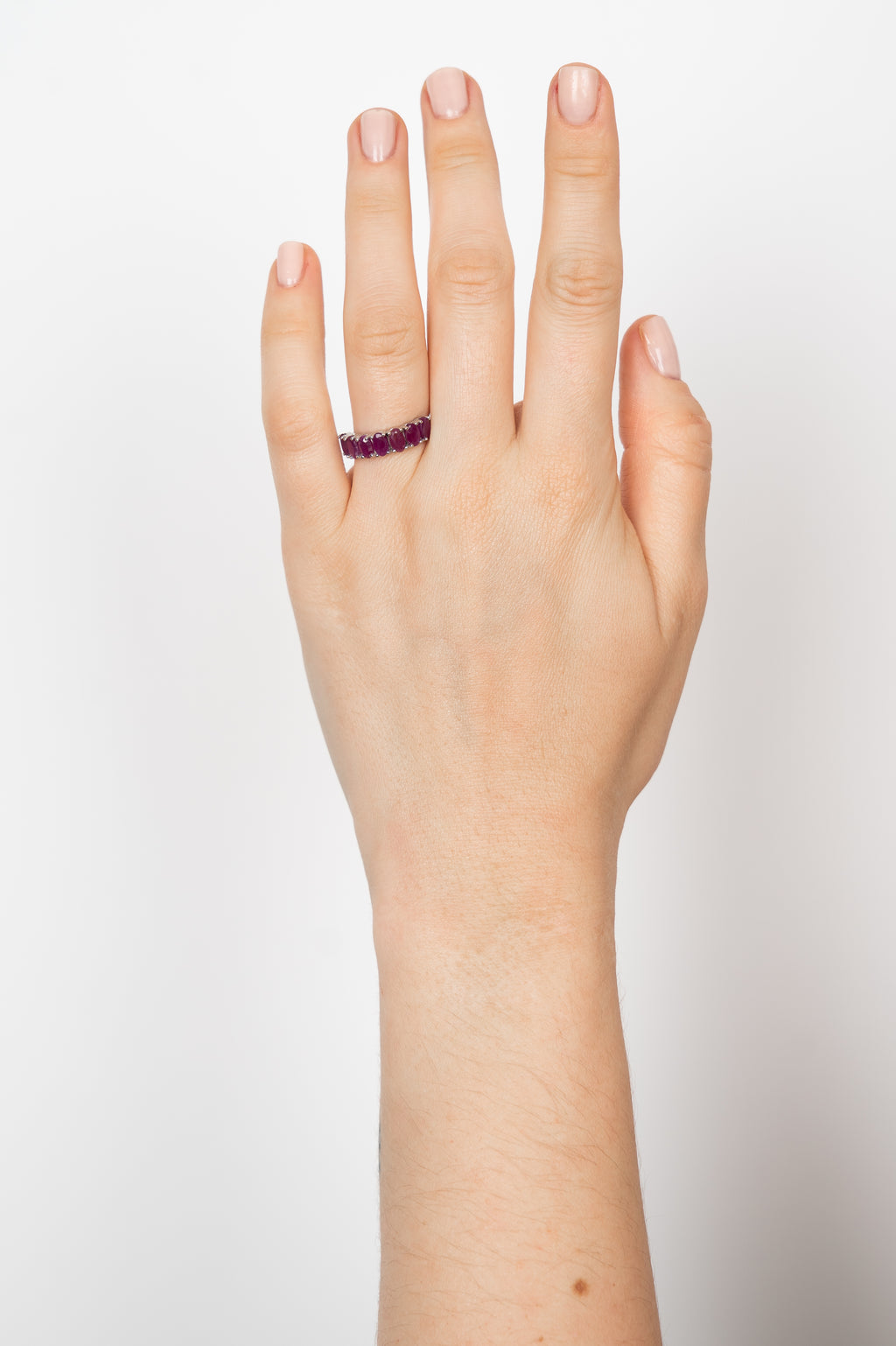 14K Anillo oro blanco rubíes