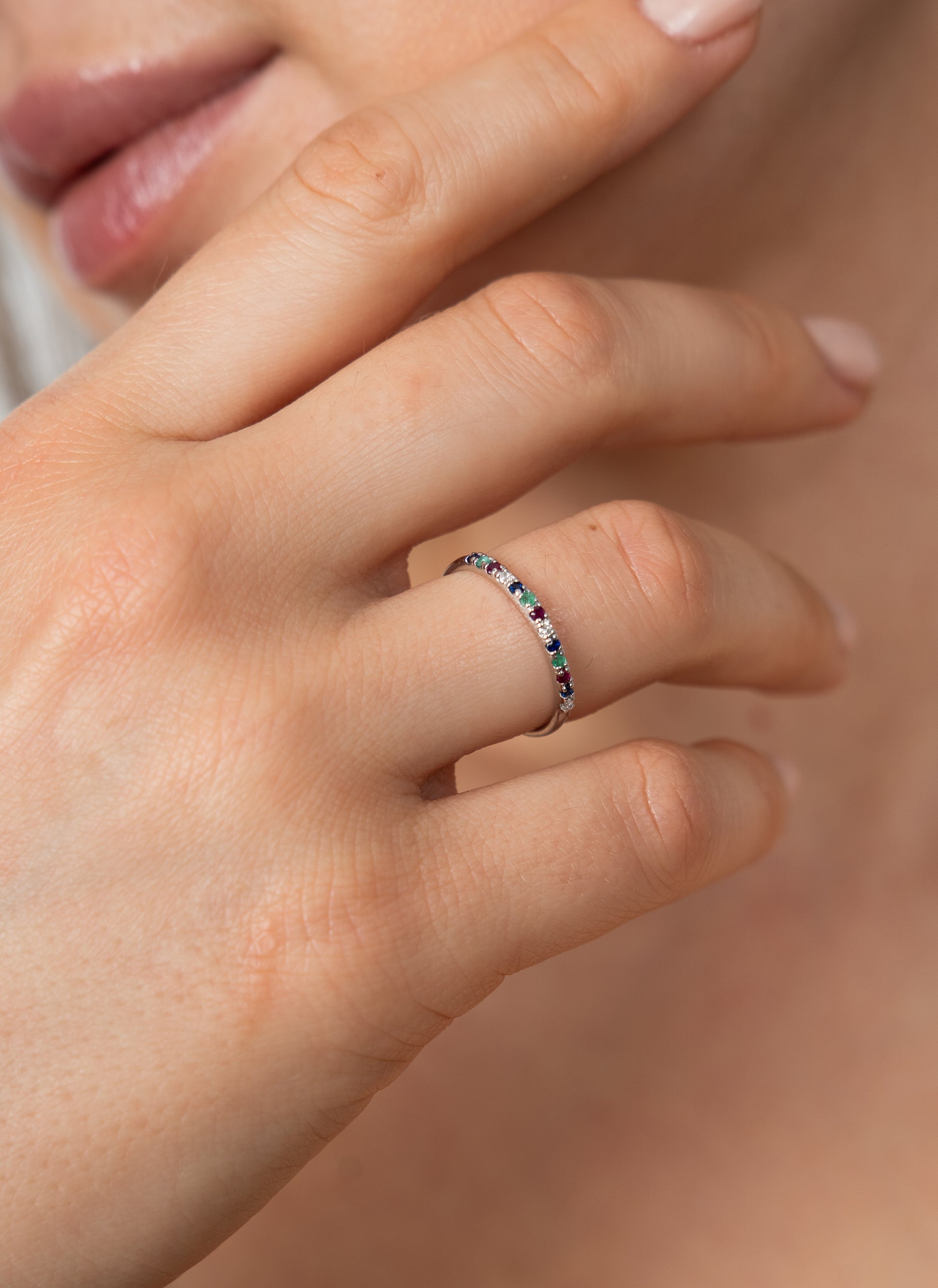 14K Anillo oro blanco coctel diamantes