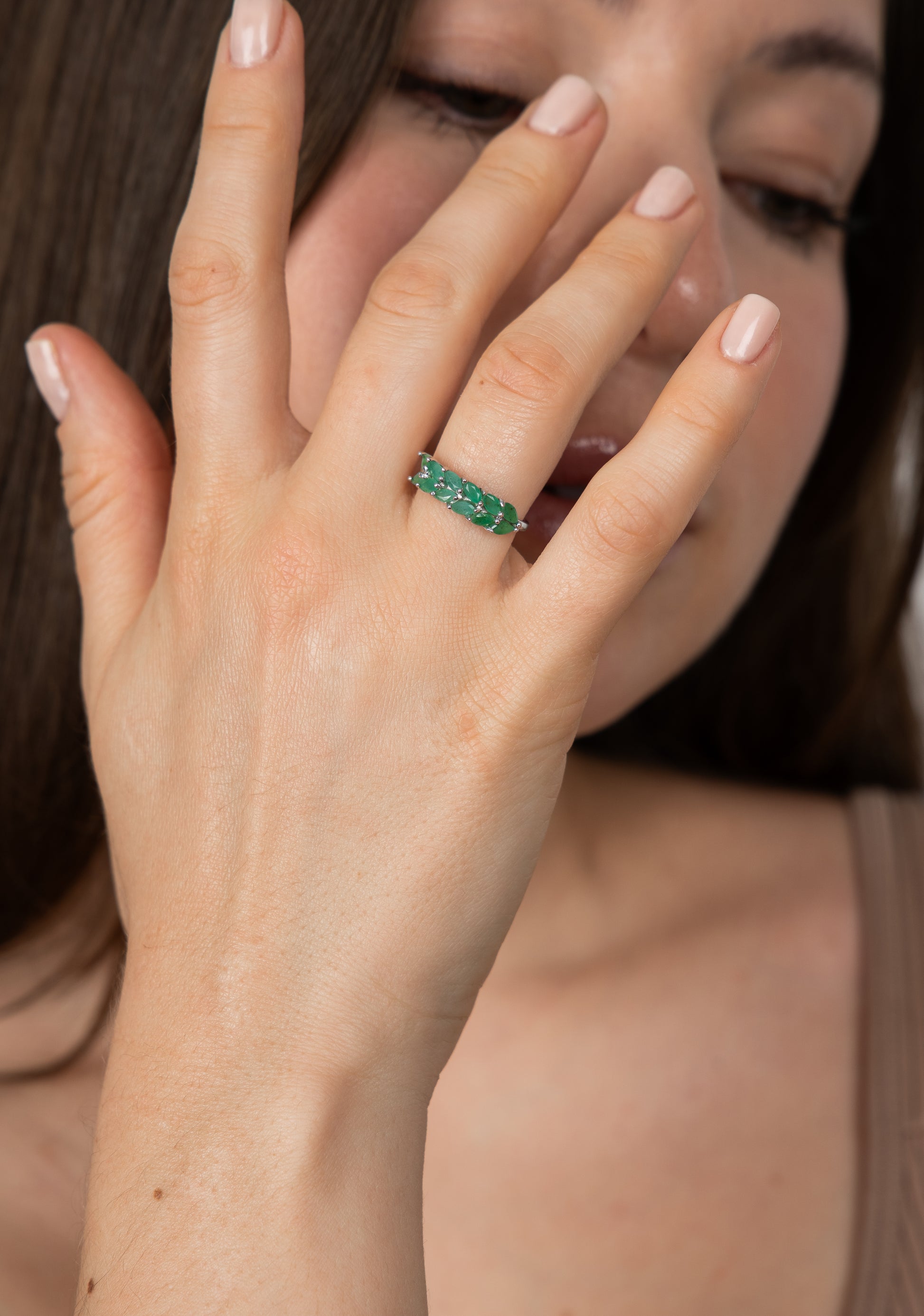 14k anillo esmeraldas oro blanco