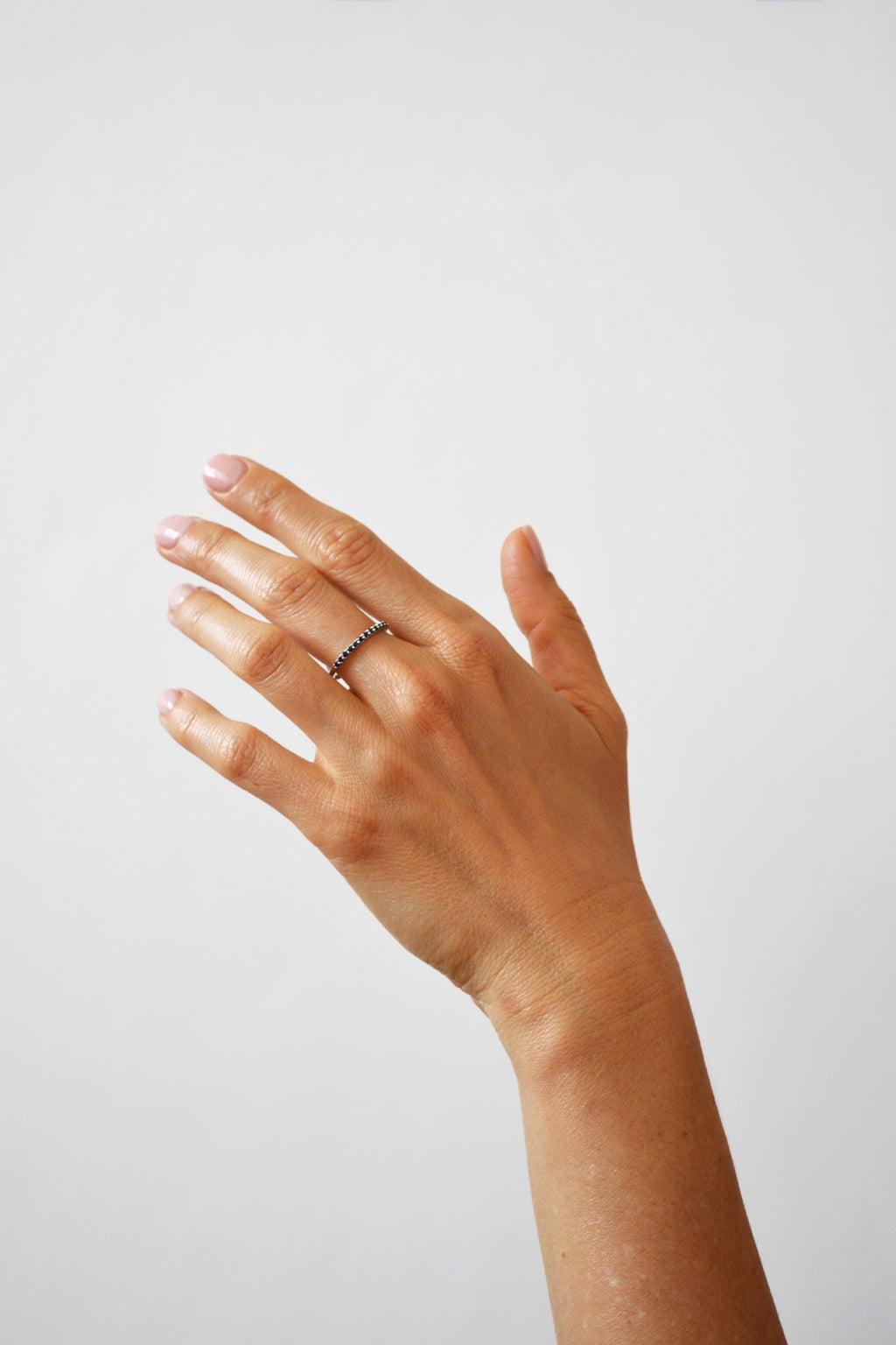 14K Anillo oro blanco zafiros