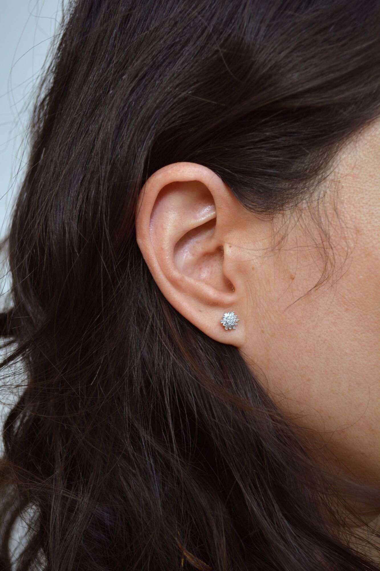 14K Aretes oro blanco diamante