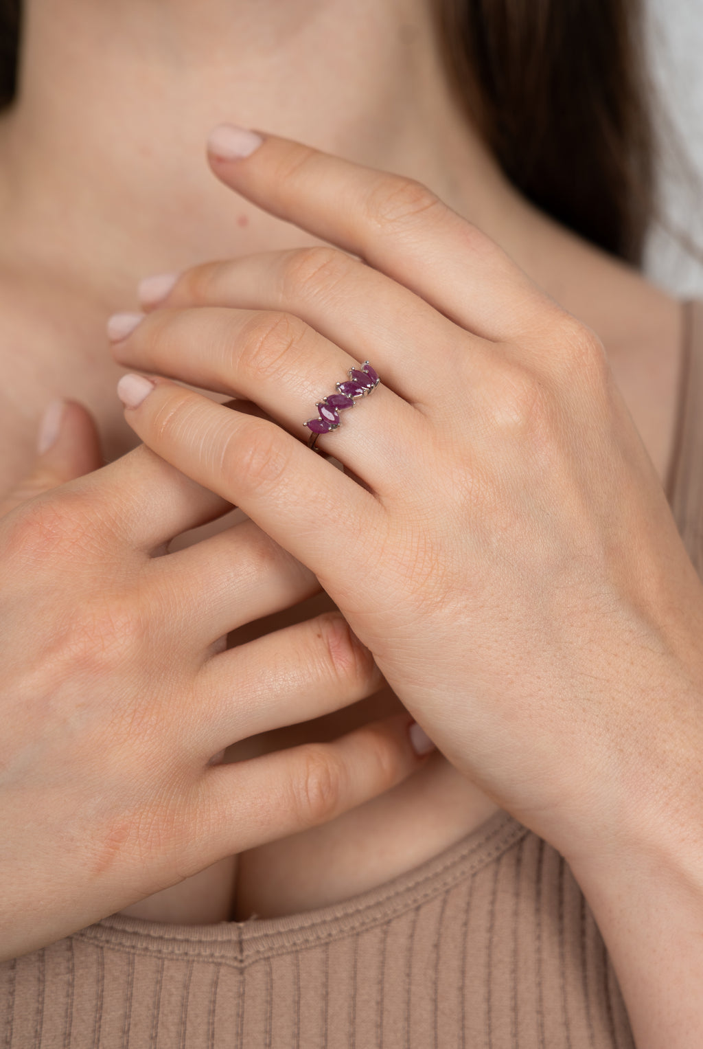 Anillo rubíes corte marquise 14K